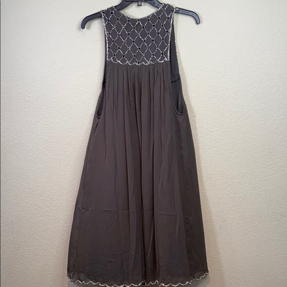 Raga Sleeveless Tulle Mini Dress - Picture 4 of 11